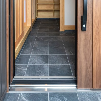 玄関タイル施工例case1_1