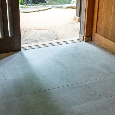 玄関タイル施工例case4_4