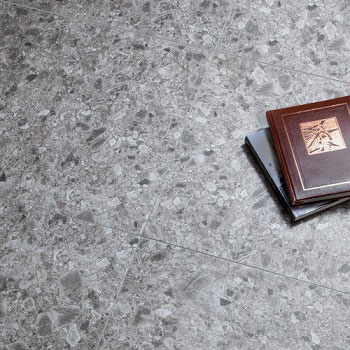 リフォーム　床タイル　ゴア