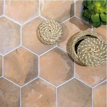 リフォーム　床タイル　コテージ