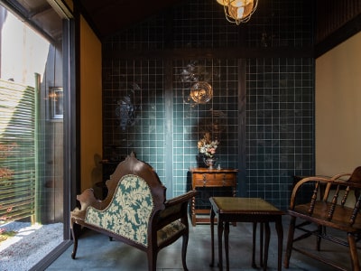 タイルで京都の町屋をリノベーション