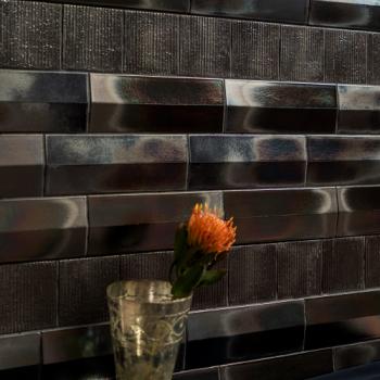 店舗　内装壁タイル　ペルラ-テント