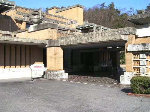 明治村 帝国ホテル ポルトコシエ北入口 