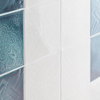 内装タイル　魁