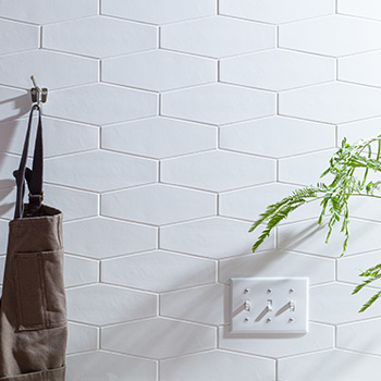 内装タイル　ぺルラ-エロン