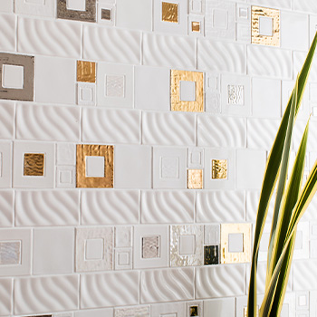 内装タイル　プラチナ